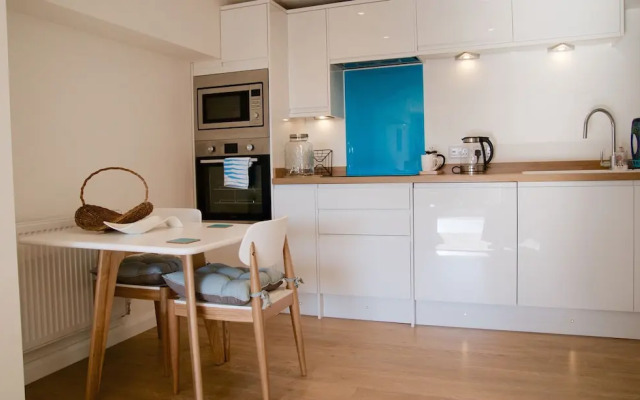 Malvern Holiday Garden Flat
