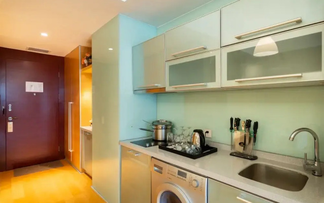 Tianjin Crown International Apartments