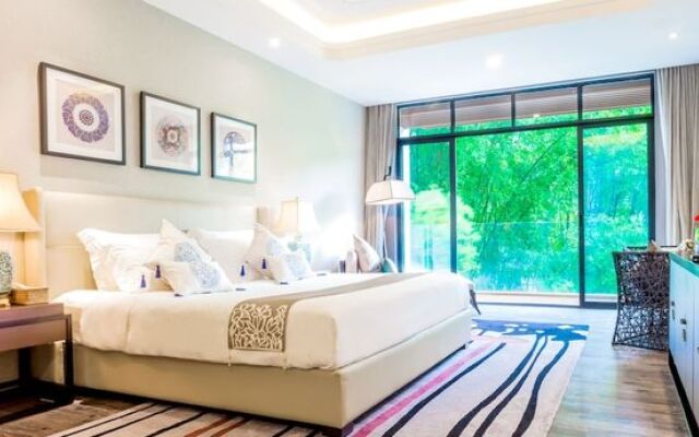 Courtyard Hotel - Yulong River Branch