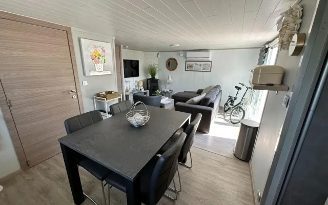 Charming Chalet With Garden