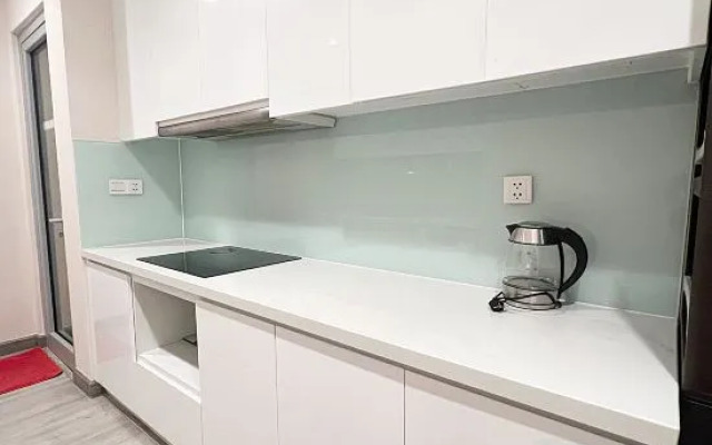 Luxury Apartment at Vinhomes Central #7