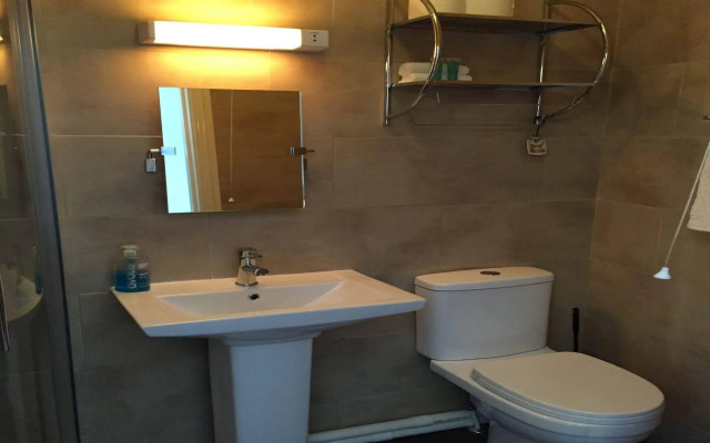 Sarnia Guest House