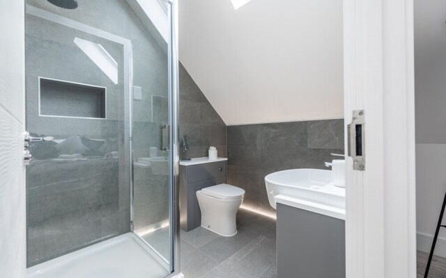 Mbasy Serviced Apartments Camberley