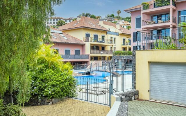 Living Funchal by Madeira Sun Travel