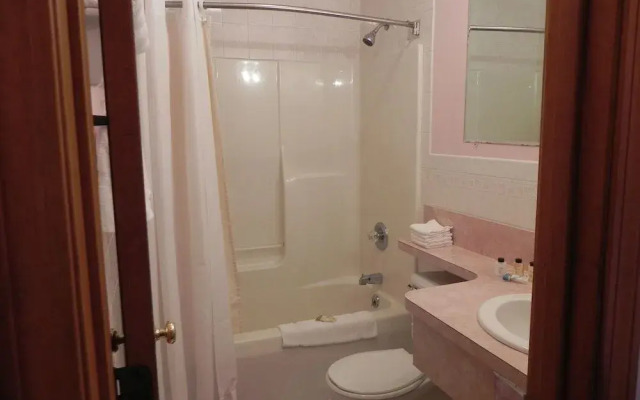 Mohican Resort Motel