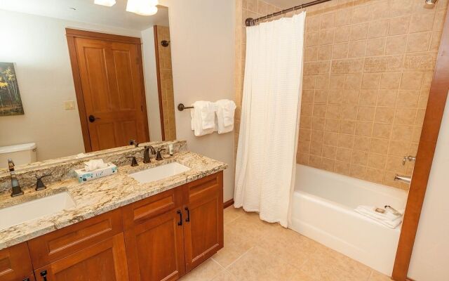 Oro Grande #306 - 3 Br Condo