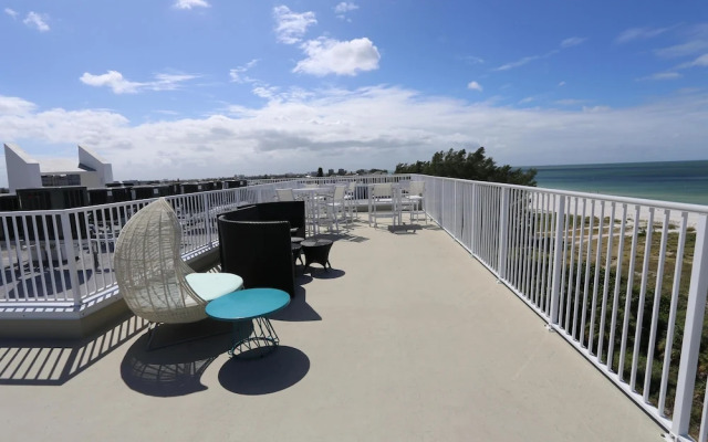 Oceana 202 West