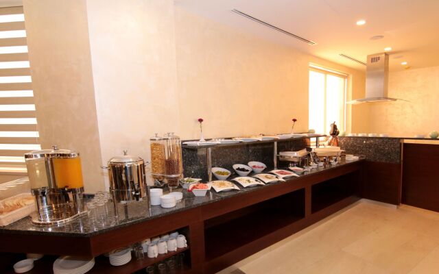 Viola Hotel Suites
