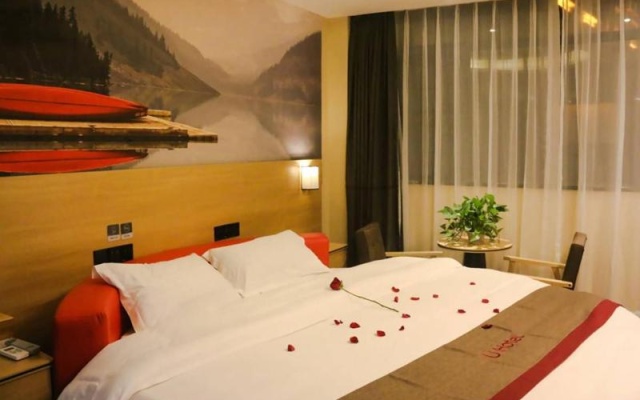 Thank Inn Plus Hotel Guangxi Hezhou Zhaoping County Huangyao Town – Guest Rooms – Hezhou