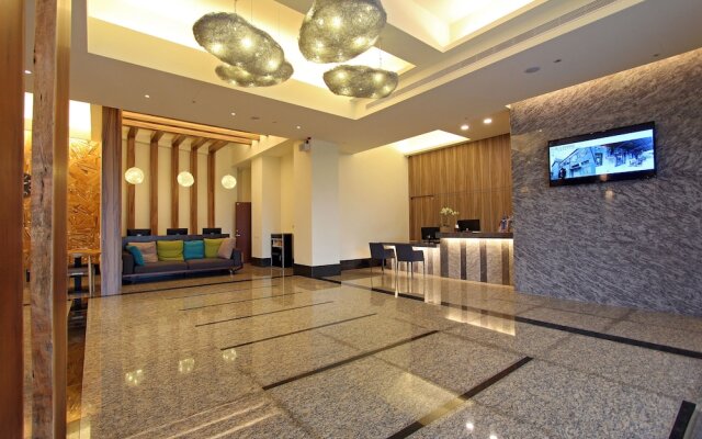 Celebrity 99 Hotel
