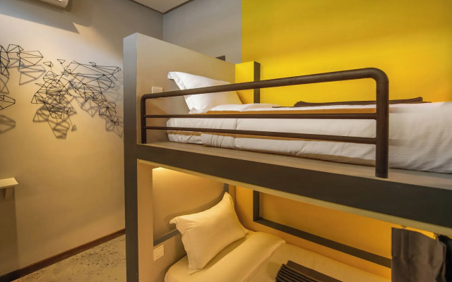 The Twizt Lifestyle Hostel & Hotel