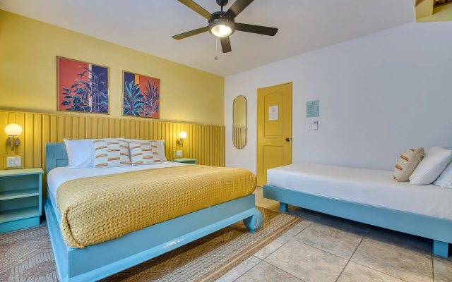 Bocas Paradise Hotel