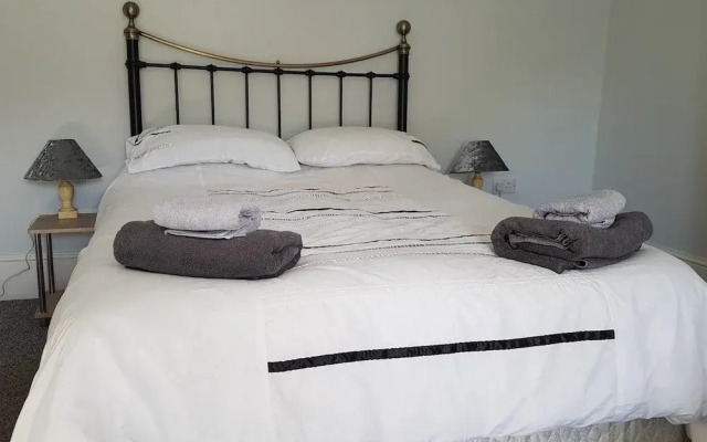 Sleeps 6 Fantastic Views