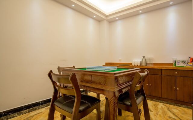 Zuixi Pavilion Travelling With Hotel