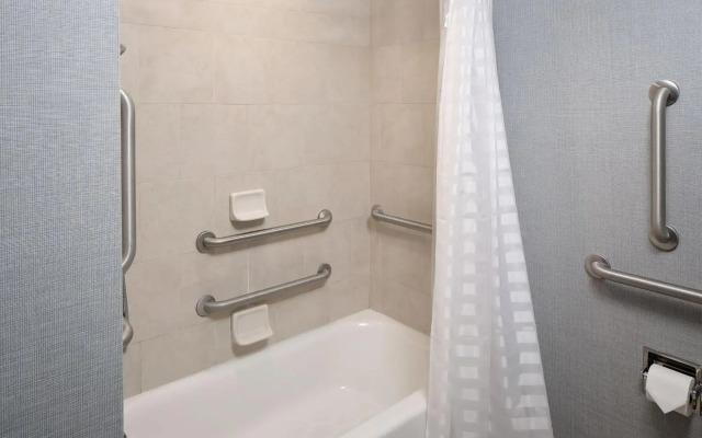 Hyatt Place Pittsburgh-North Shore