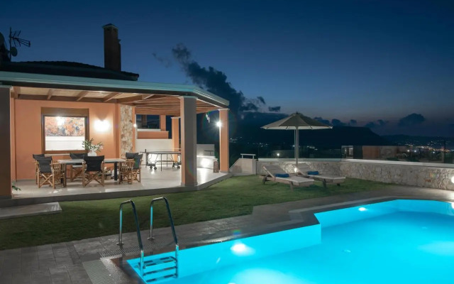 Cretan Vineyard Hill Villa 2