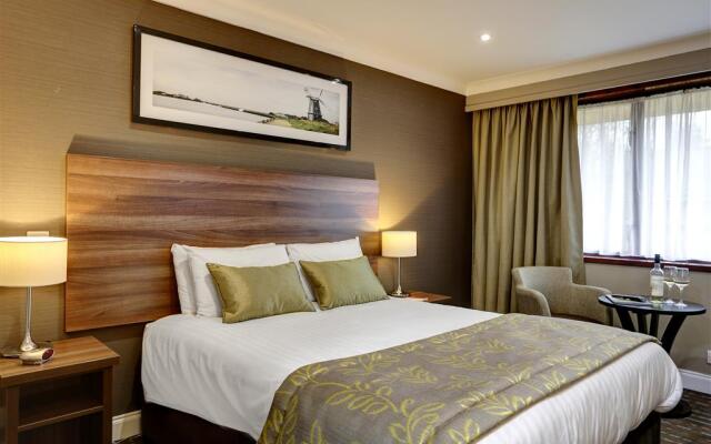 BEST WESTERN Brook Hotel