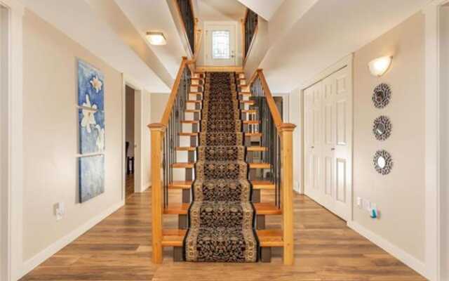 Beautiful Homestay In West Kelowna