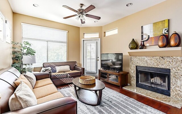 Desert Willow Walk Condo 2BR by Casago