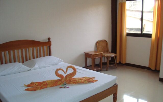 El Gallo Traveler's Pension