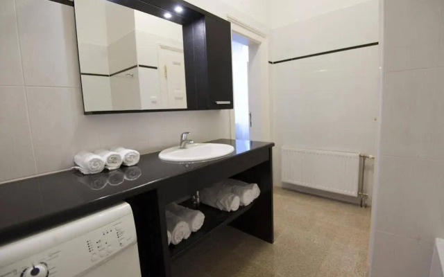 Grand Market Luxury Apartments