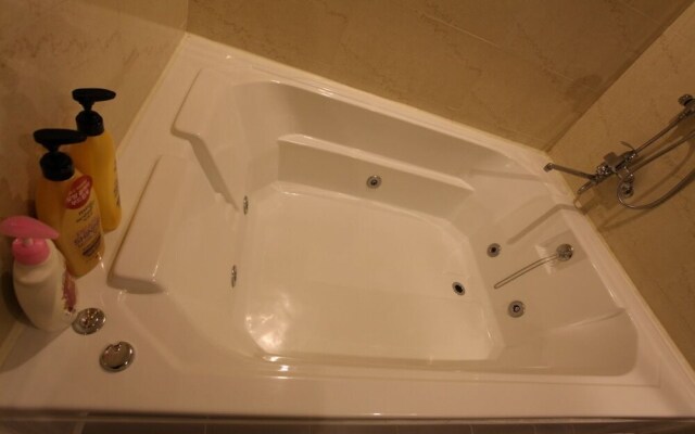 S Petite Hotel