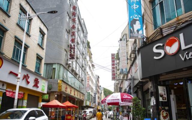 Xinxin Business Hotel