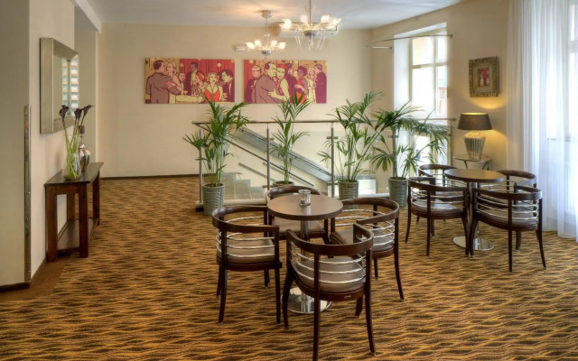 1. Republic Hotel