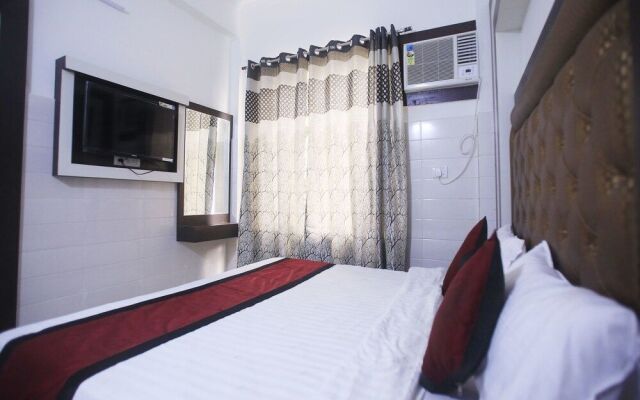 Oyo 17006 Hotel Girnar