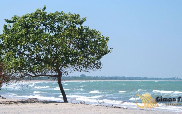 Giman Free Beach Resort