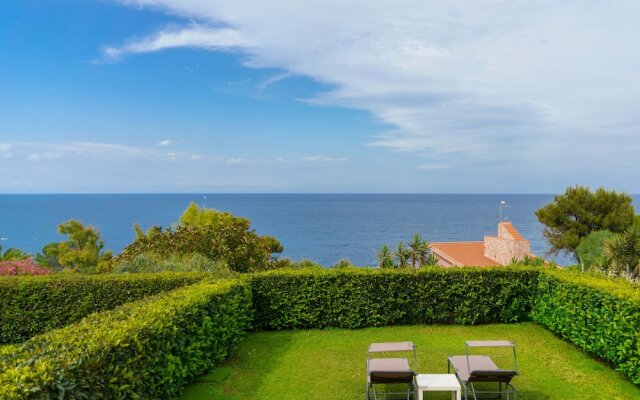 Villa Vittoria  - Dimora fronte mare