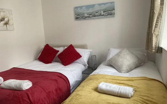 Octagon Apartment 1