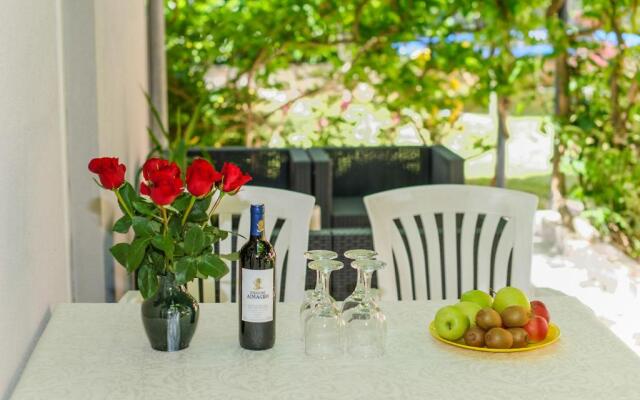 Holiday Home & Apartments Primavera