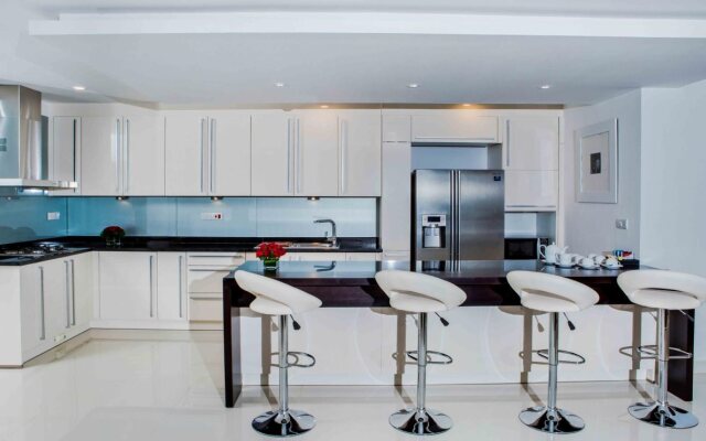 Platinum One Suites