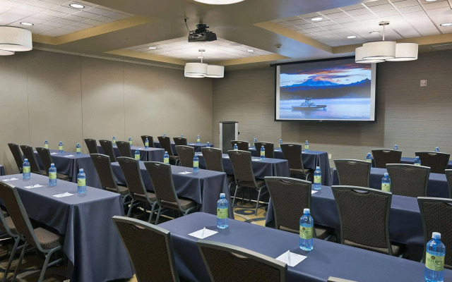 Oxford Suites Bellingham