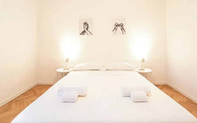 RRRapido Sant Ambrogio Suites and Rooms