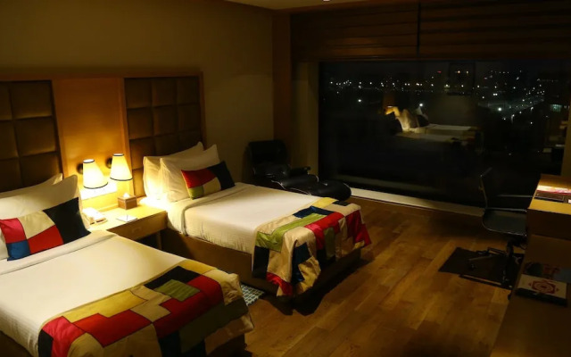 The Lalit Chandigarh