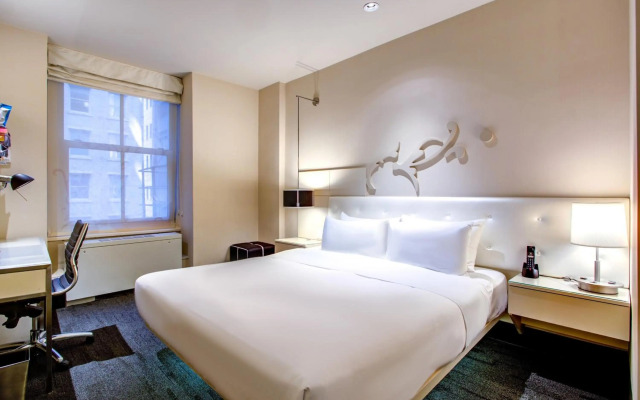 THE MIDLAND HOTEL, Chicago, a Tribute Portfolio Hotel