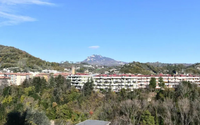 B&B Porta Romana-Language And Art