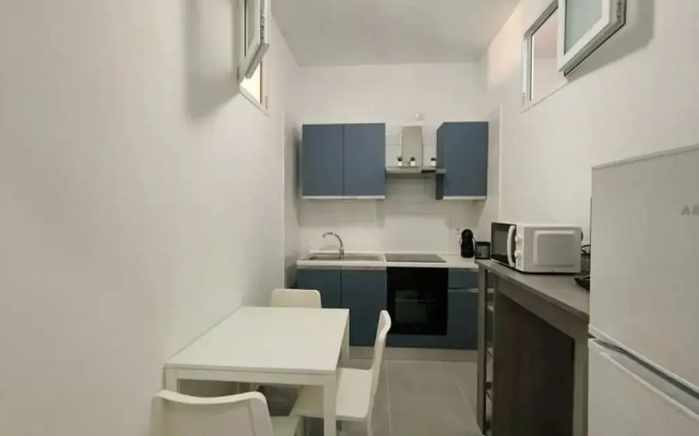 Cozy Apartment Near Alghero's Seafront