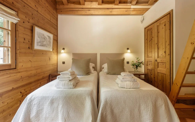 Magnificent Chalet Valhalla 5 Central Chamonix