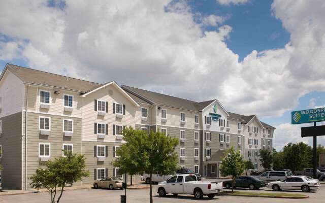 WoodSpring Suites Austin North I-35