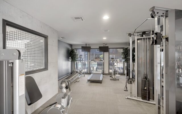 Lovely Midland Getaway With Fitness Center