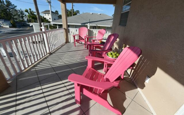 Beach Side Vista Apartment 6