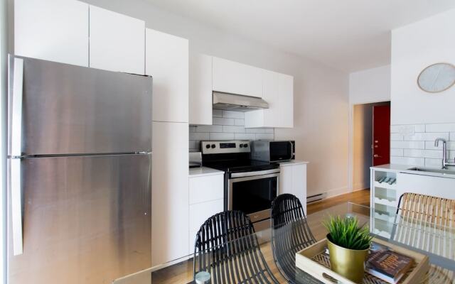 Urban Gem in Le Plateau