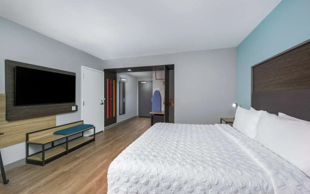 Tru by Hilton Norco Eastvale