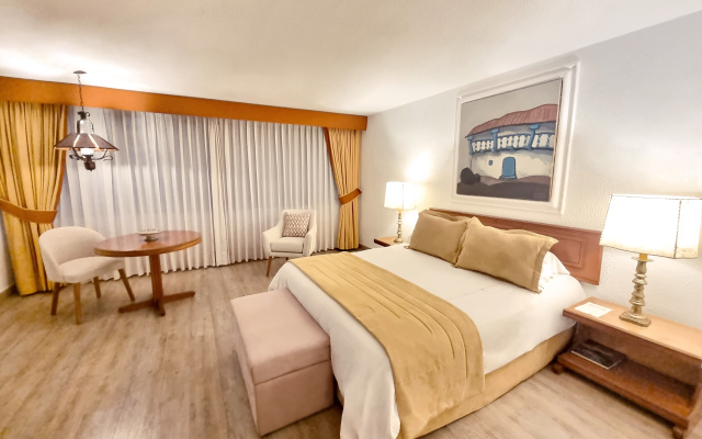 Antara Hotel & Suites - Miraflores