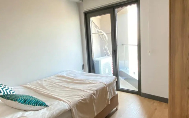 Luxury Duplex with Terrace Apartment by Siena Suites