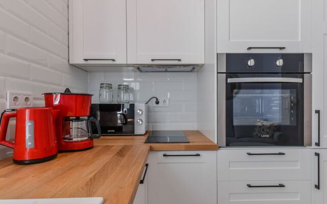 FM Deluxe 2-BDR Apartment - LOVEly