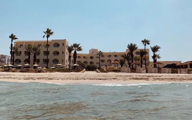 Sol Palmeras Beach - Family Hotel